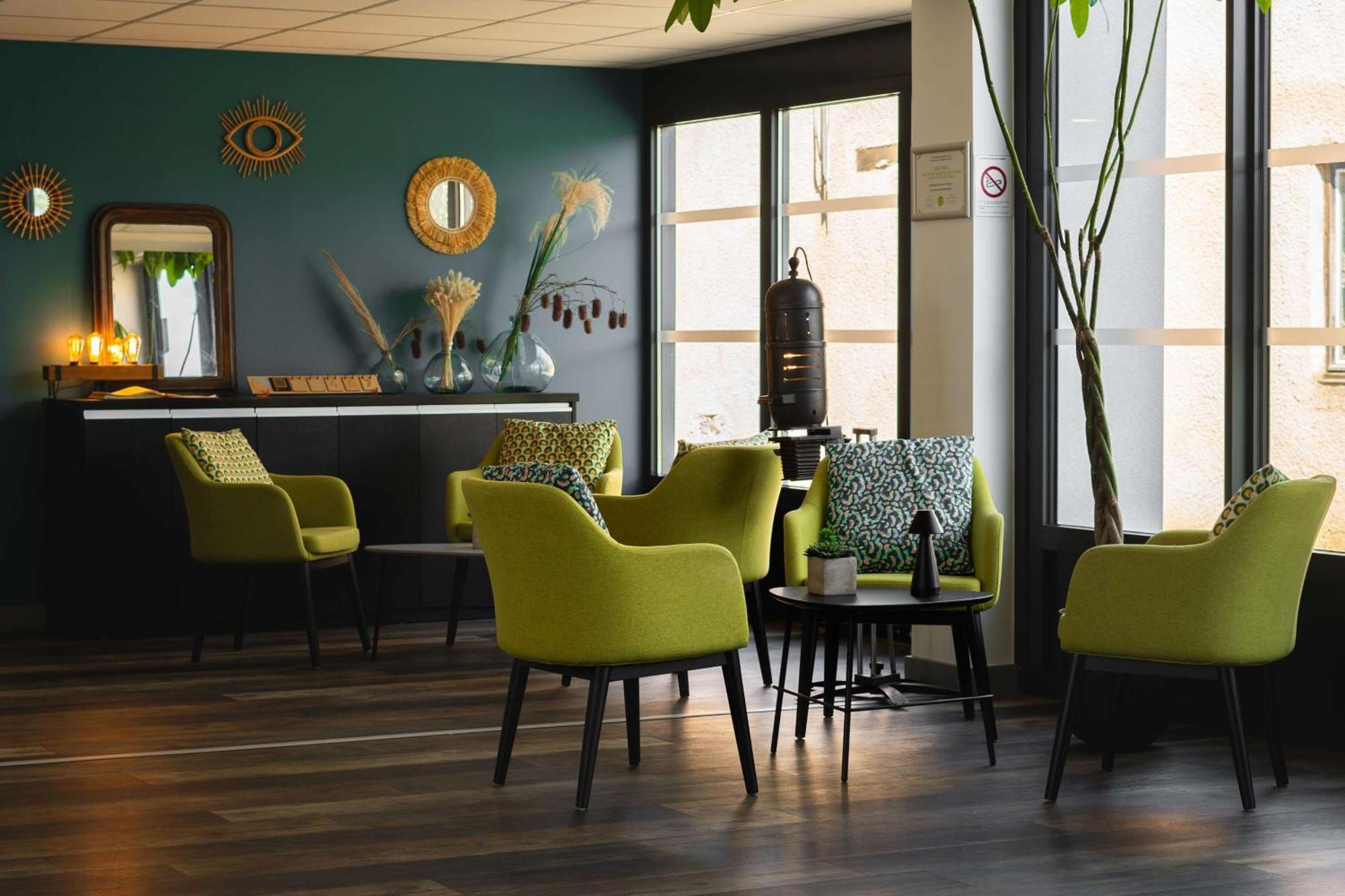 Sure Hotel By Best Western Les Portes De 몽토방 외부 사진